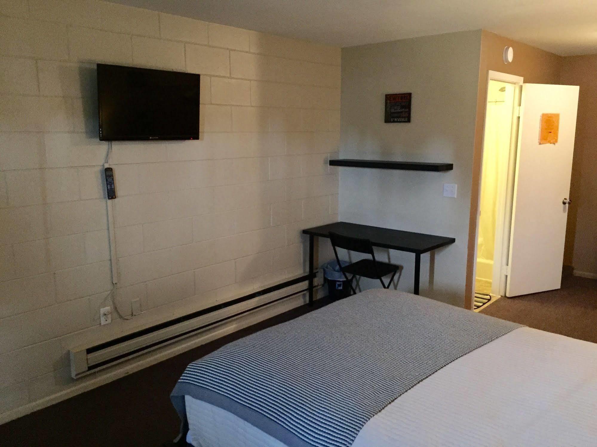 Three Rivers Motel 霍莫萨萨 外观 照片